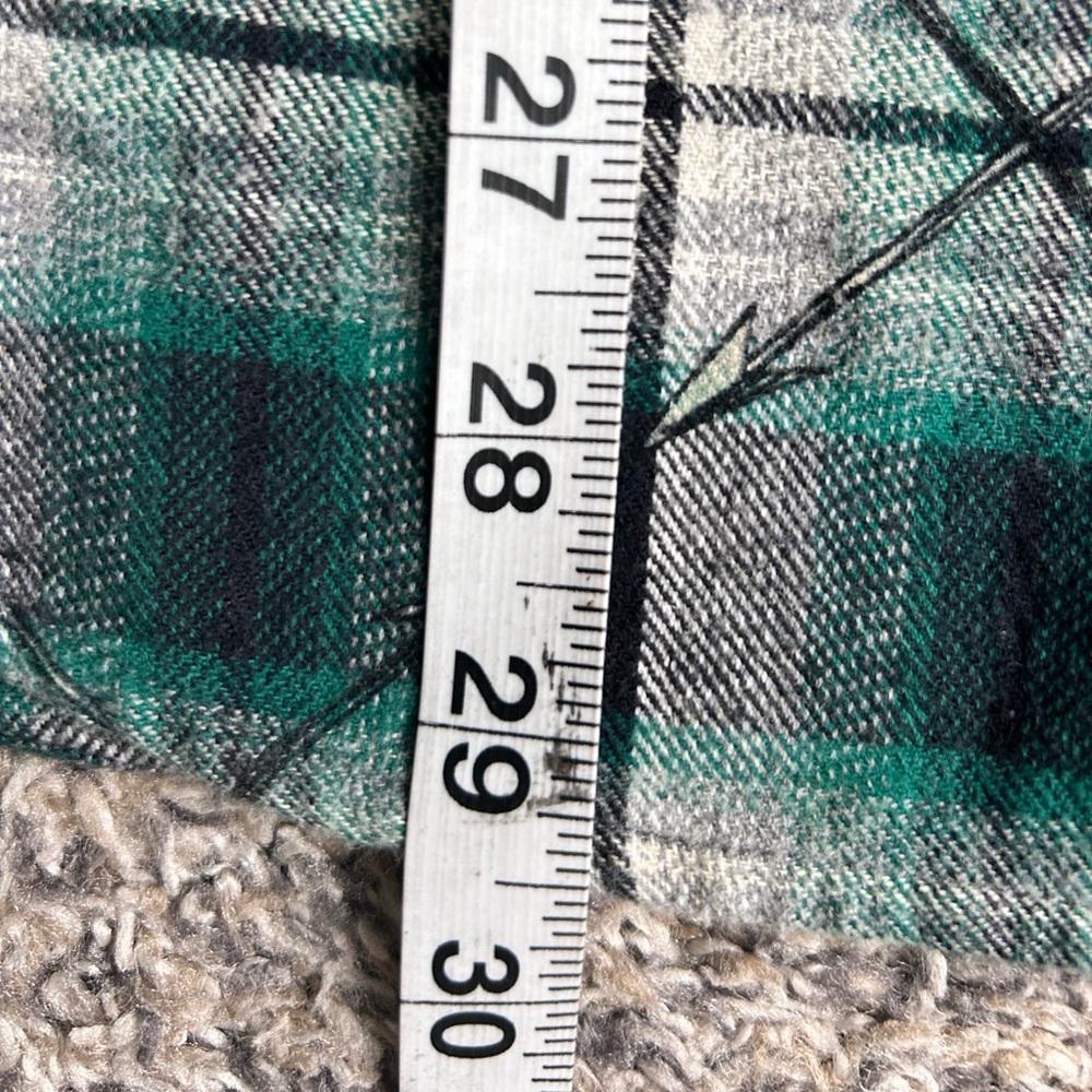 Aeropostale unisex green and black flannel with arrow pattern size large - Picture 7 of 7